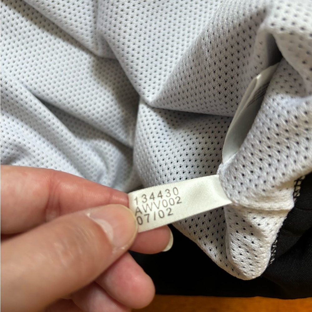 Vintage 2002 Adidas CLIMASHELL Golf Pullover w/Zippered Pockets - Picture 11 of 13